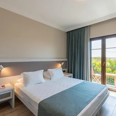 Elia Cunda By Ortunc