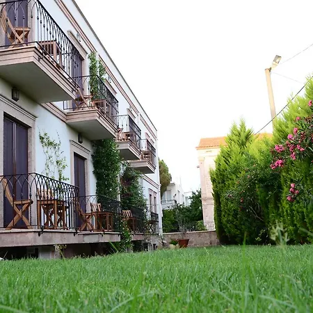 Elia Cunda By Ortunc Ayvalı